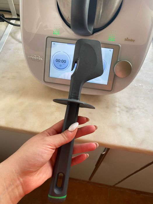 Bimby TM6 Usada em Bom Estado (Com garantia) + Bolsa de Transporte