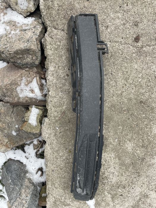 Продам решётка бампера перед ліва  Vw multivan t6 camper 7e0807489c