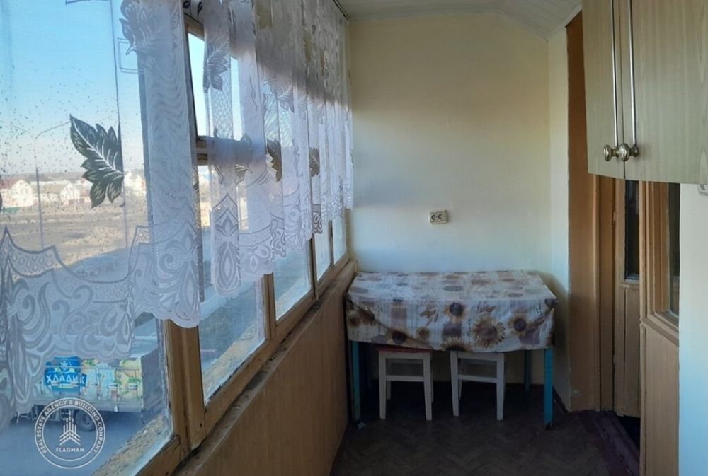Продається простора кімната в гуртожитку