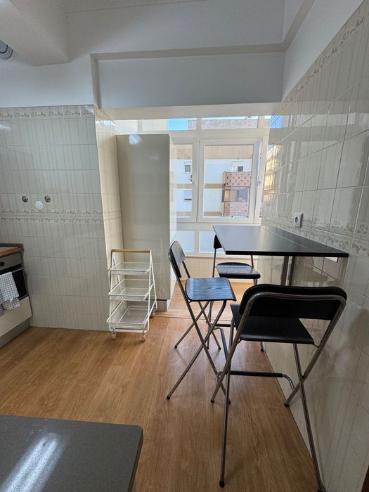 Quartos com varanda em Almada