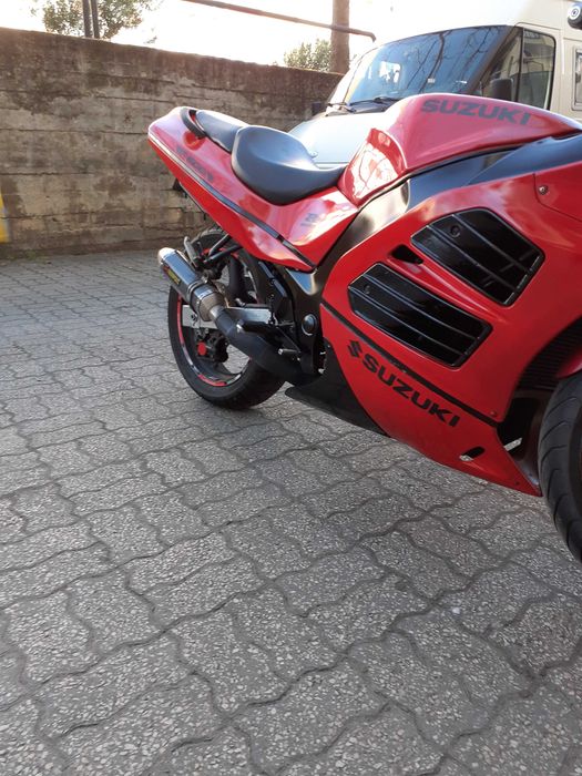 Suzuki rf 600r, (ler bem anúncio), PARA RECUPERAR OU PARA PEÇAS