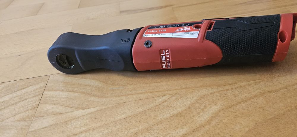 Grzechotka Milwaukee m12 fir14