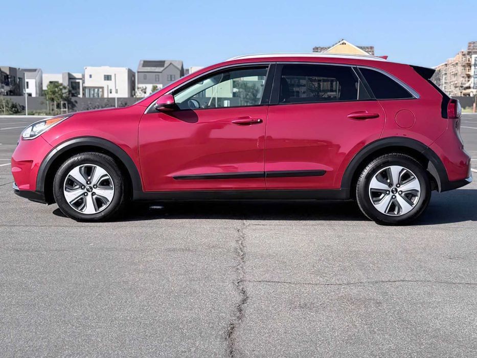 Kia Niro      2018