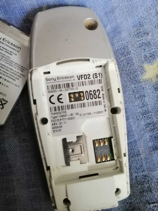 kolekcjonerski telefon sony ericsson