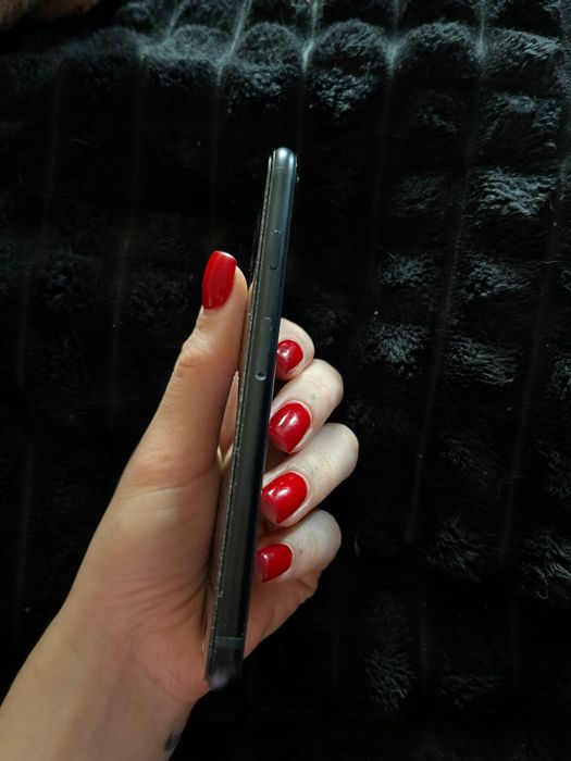 ТЕРМІНОВО! iPhone SE 2024 новий стан