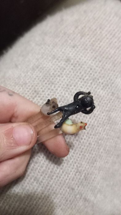 3 palitos de queijo ou outras coisas antigas