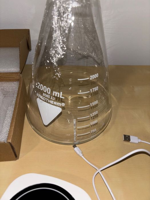 Agitador magnético + Erlenmeyer 2L (2000 ml)64586428461187122