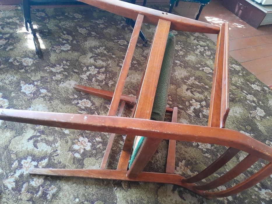 Крiсло, каркас цiлий, вiнтаж, 60-тi роки.