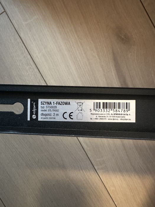 Oświetlenie szynowe 2m+1m  oraz dwa reflektory LED