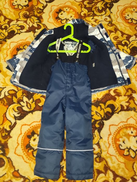 Продам дитячий зимовий комбінезон
