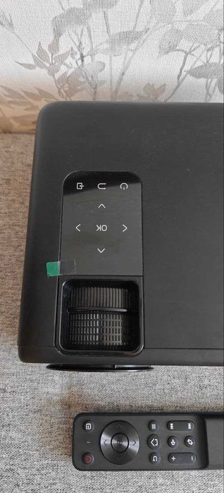 Projektor Overmax Multipic 4.2 Full HD Wi-Fi Bluetooth