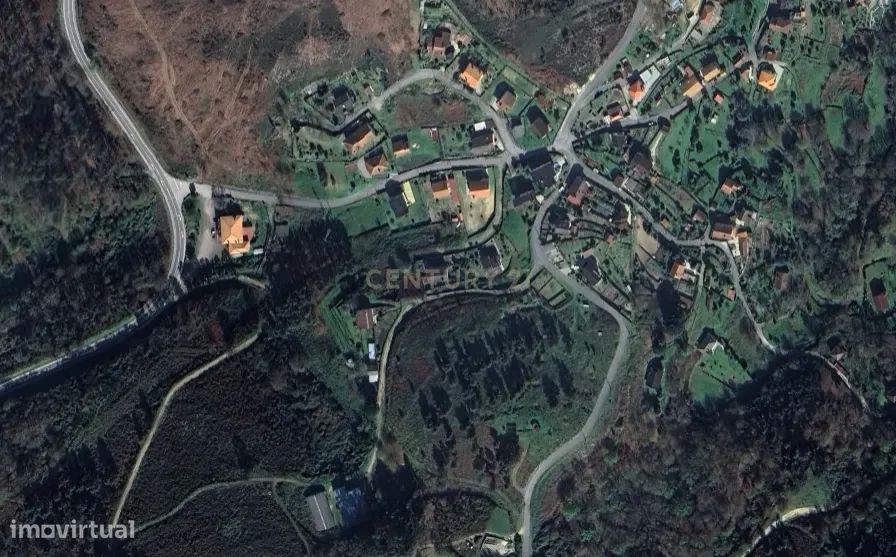 Armazém com 600 m2, em Ponte da Barca