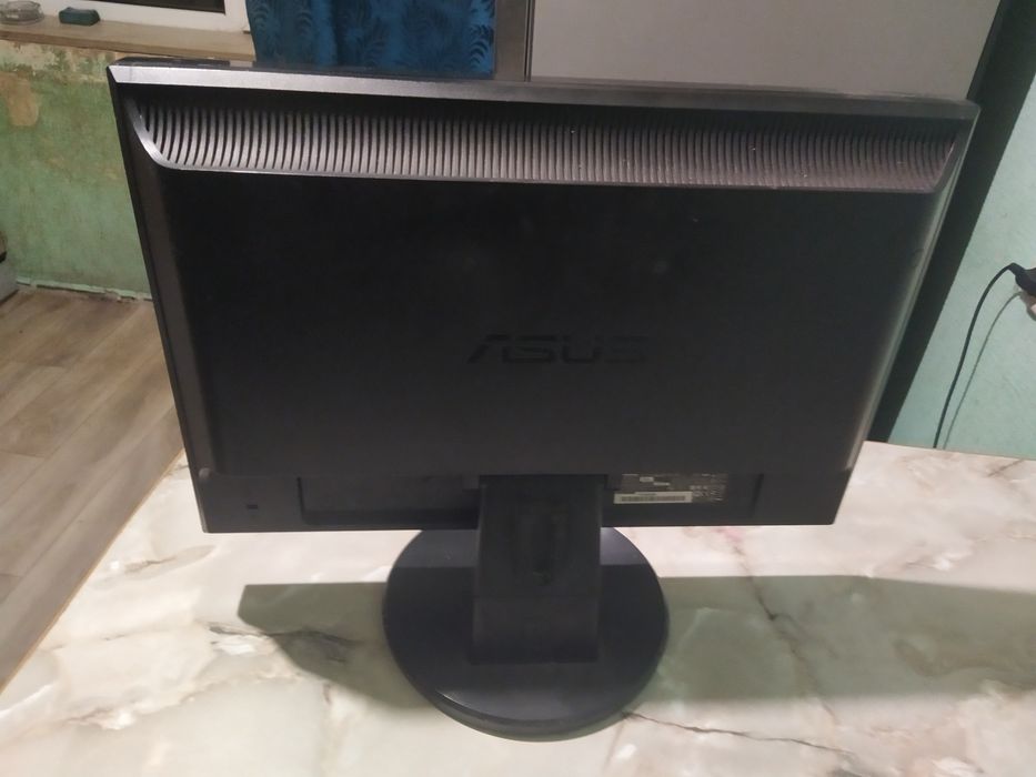 Продам монитор асус