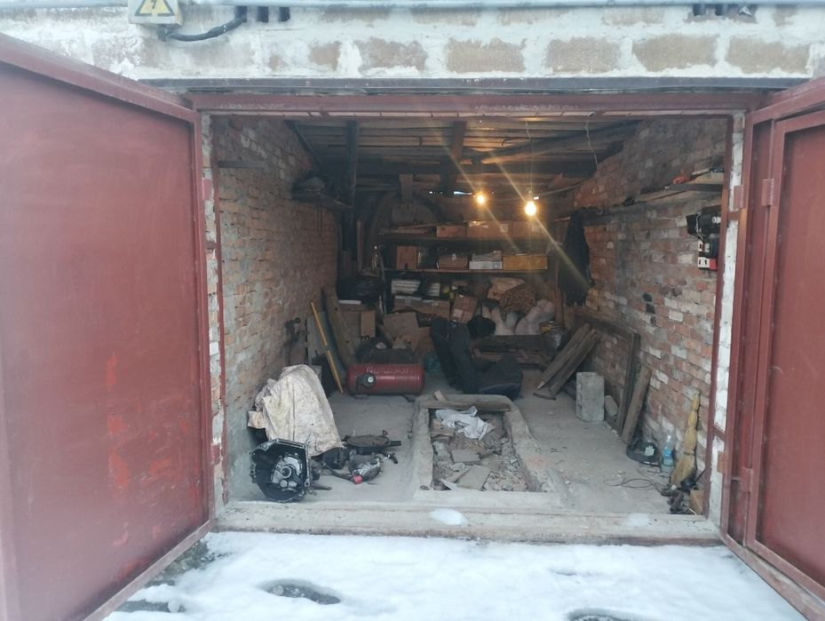 Продам два гаража в гаражном кооперативе Элада, цена за два !!!