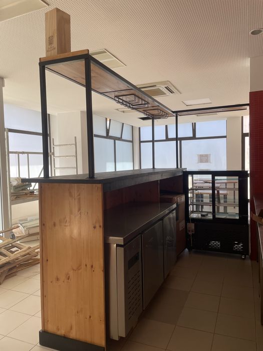 Balcão Profissional em Pinho