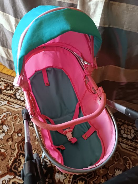 Дитяча коляска для ляльок
