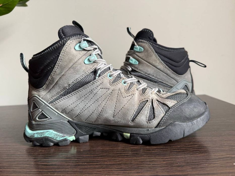 Черевики трекінгові Merrel carpa mid gore-tex. Р 40 на 25.5 см.