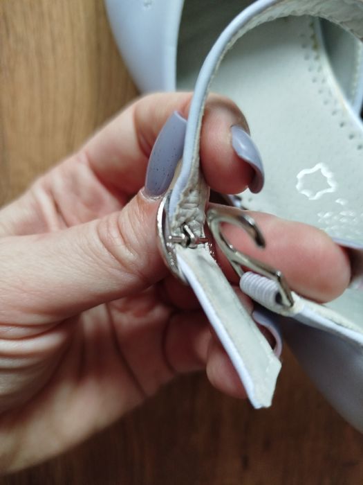 Buty komunijne r. 36 dziewczęce