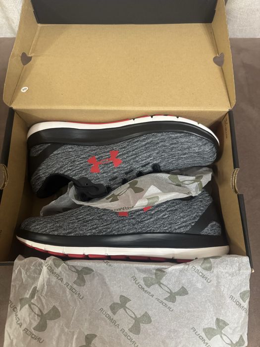 Кросівки Under Armour Ua Remix 3020193-002