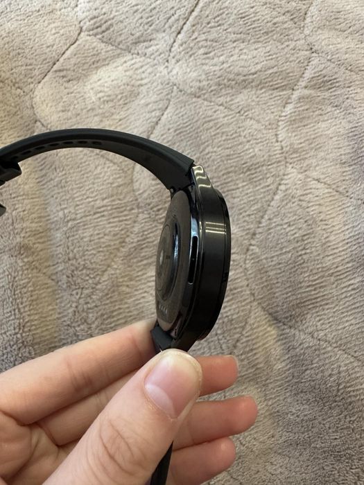 OnePlus Watch 4 смарт годинник