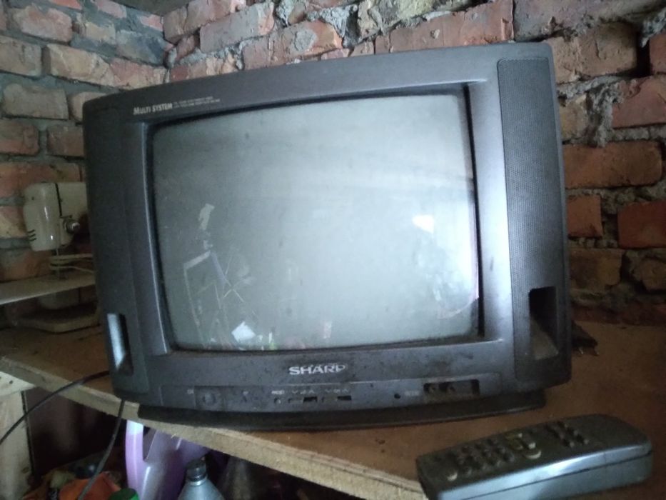 Телевизор Sharp, диагональ 36, хор. состояние. Обмен.