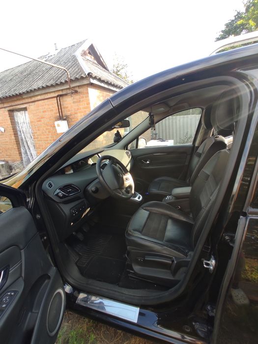 Продам  Reno Scenic 3 2012 дизель 1,6 двигатель K9К