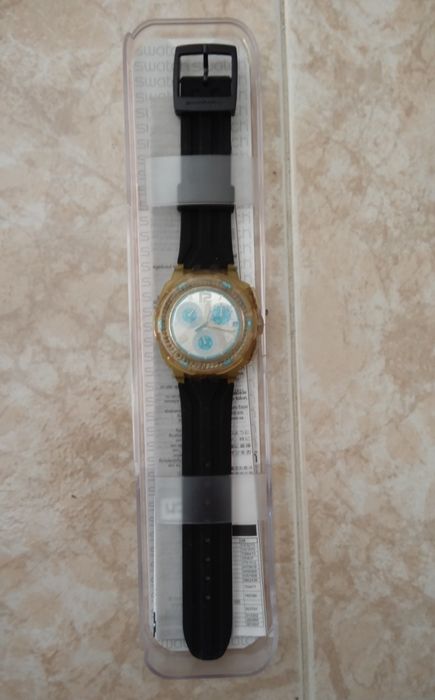 Relógio Oficial Swatch SUIK406 - Bracelete Preta Nova