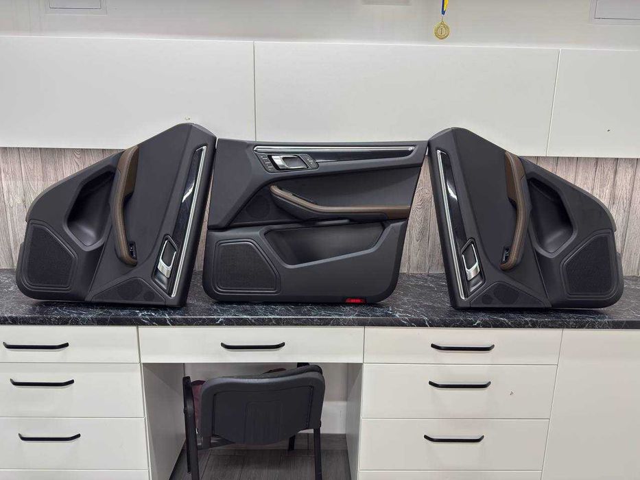 Карты дверей Porsche Macan S 2015