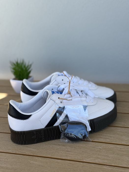 Adidas Samba com plataforma