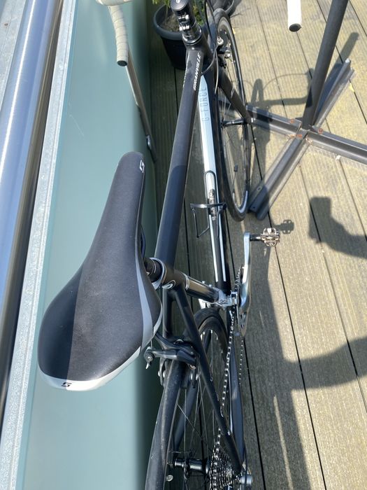 Rower szosowy firmy granville g-force