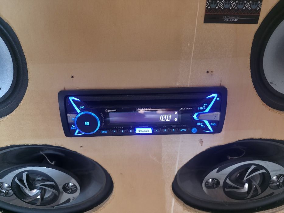 Sony para CARRO. Equipamento de Som de muita qualidade.