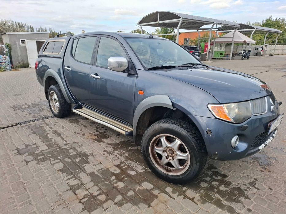 Mitsubishi L 200 2008