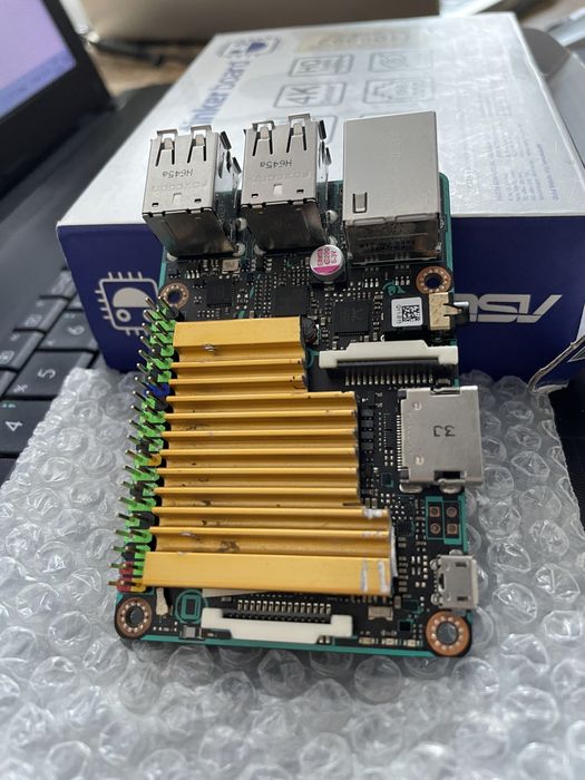 Мини компьютер Asus tinker board