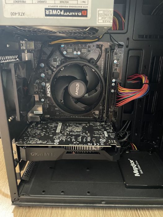 Komputer Krux + Monitor MSI 27 cali