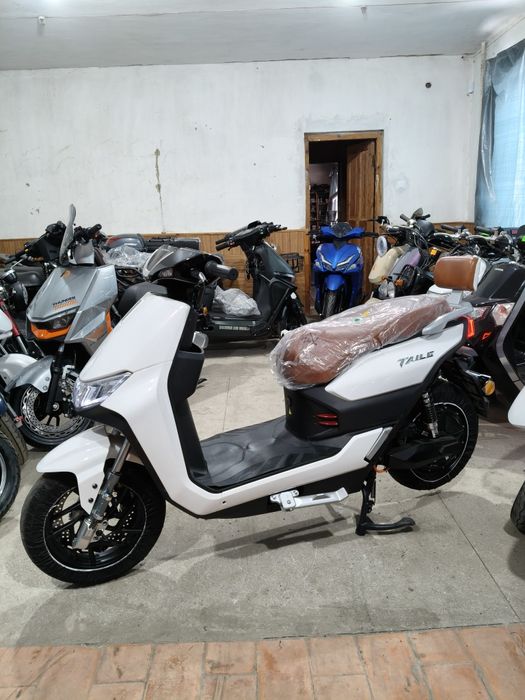 Електроскутер TAILIG T 70 2000W 36AH