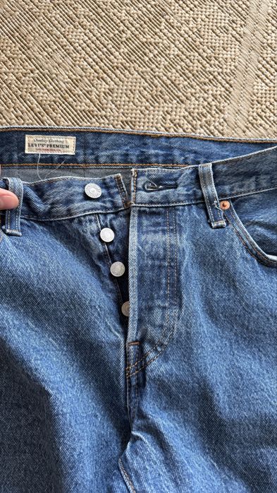 Джинси Levis 501