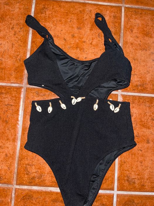 Fato de banho com búzios