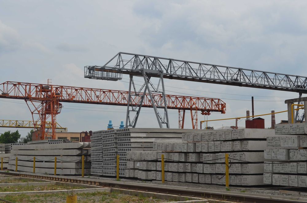 ПАЛІ залізобетонні довжиною від 5м до15м.Найнижчі ціни!