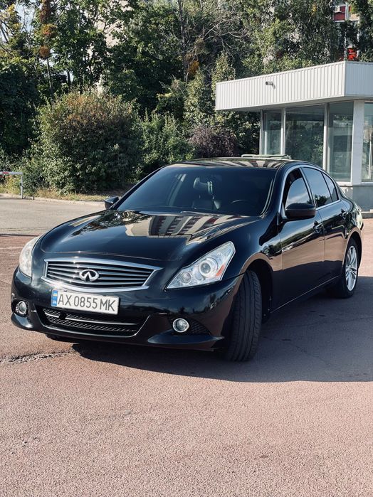 Продам Infiniti g37