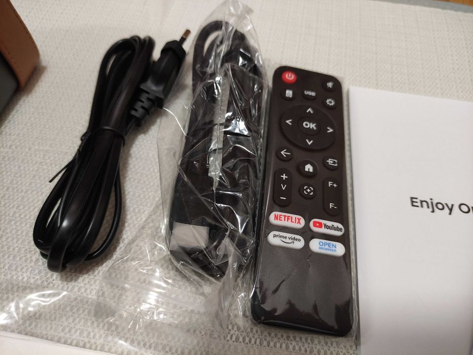 Projektor Wimius P61 PRO Przenośny Kino Domowe 1080HD 2800 Lumenów