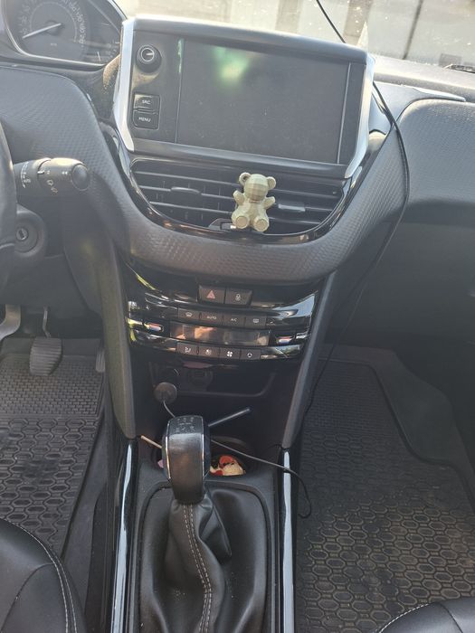 Peugeot 2008 2019 rok