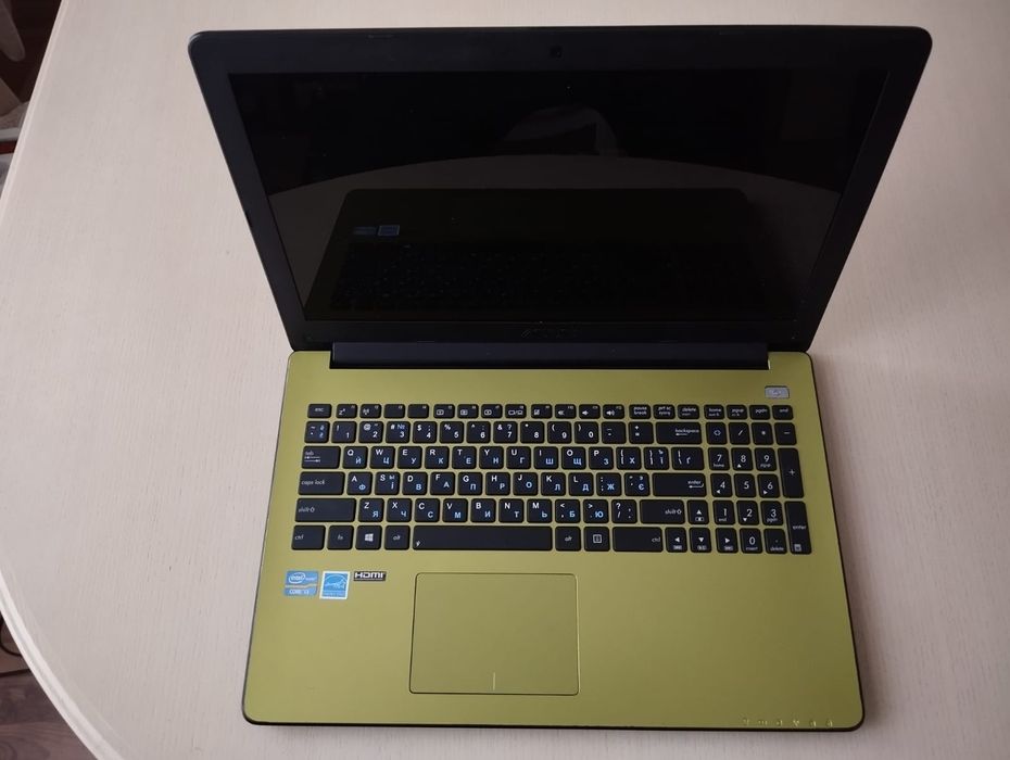 Asus X502C i3/4/128ssd новий/ гарний стан