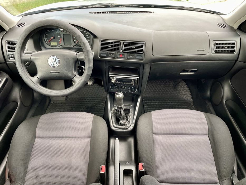 Продам Golf 4 1.6
