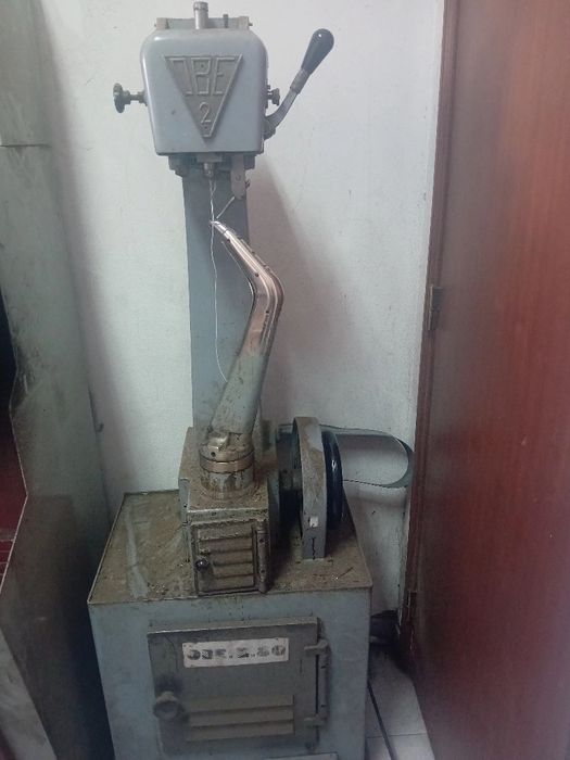 Passa loja na quinta do conde ou vende-se recheio