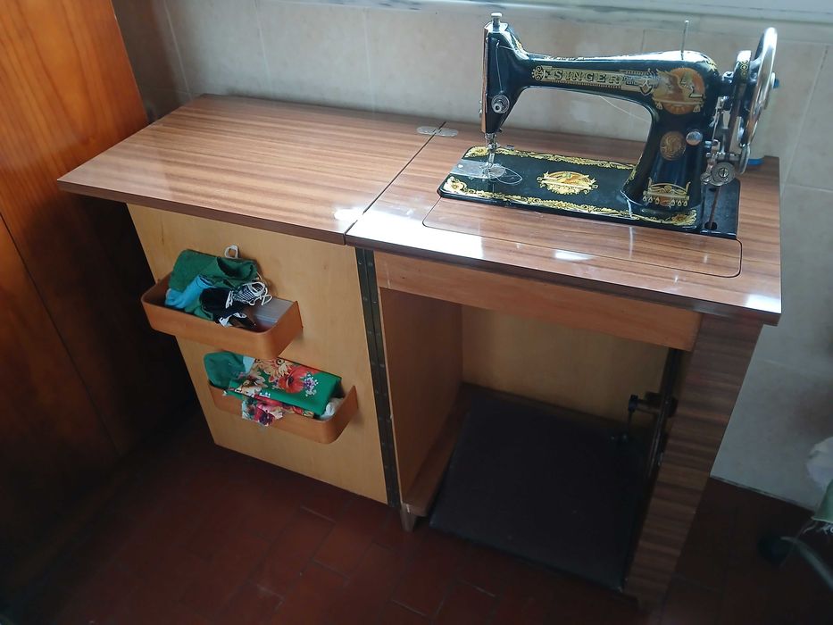 Máquina de costura Singer