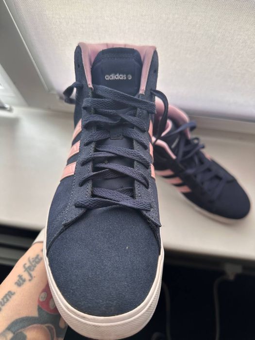 Высокі кросівки Adidas