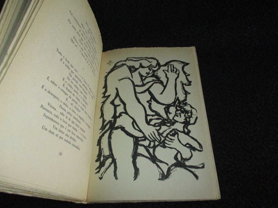 Livro As Encruzilhadas de Deus José Régio