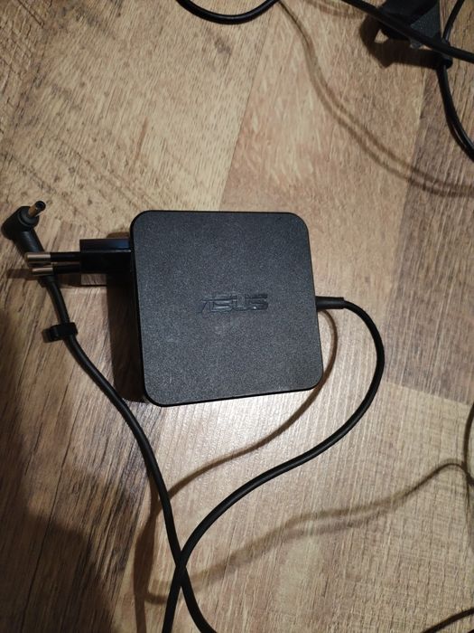 Блок живлення asus