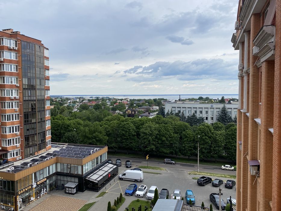 Продам 2-кв. бул. Шевченка 150