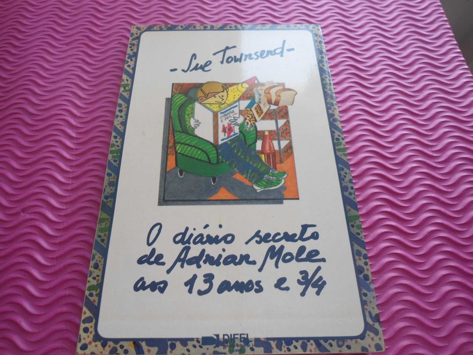 O Diário Secreto de Adrian Mole aos 13 anos e 3/4 de Sue Townsend